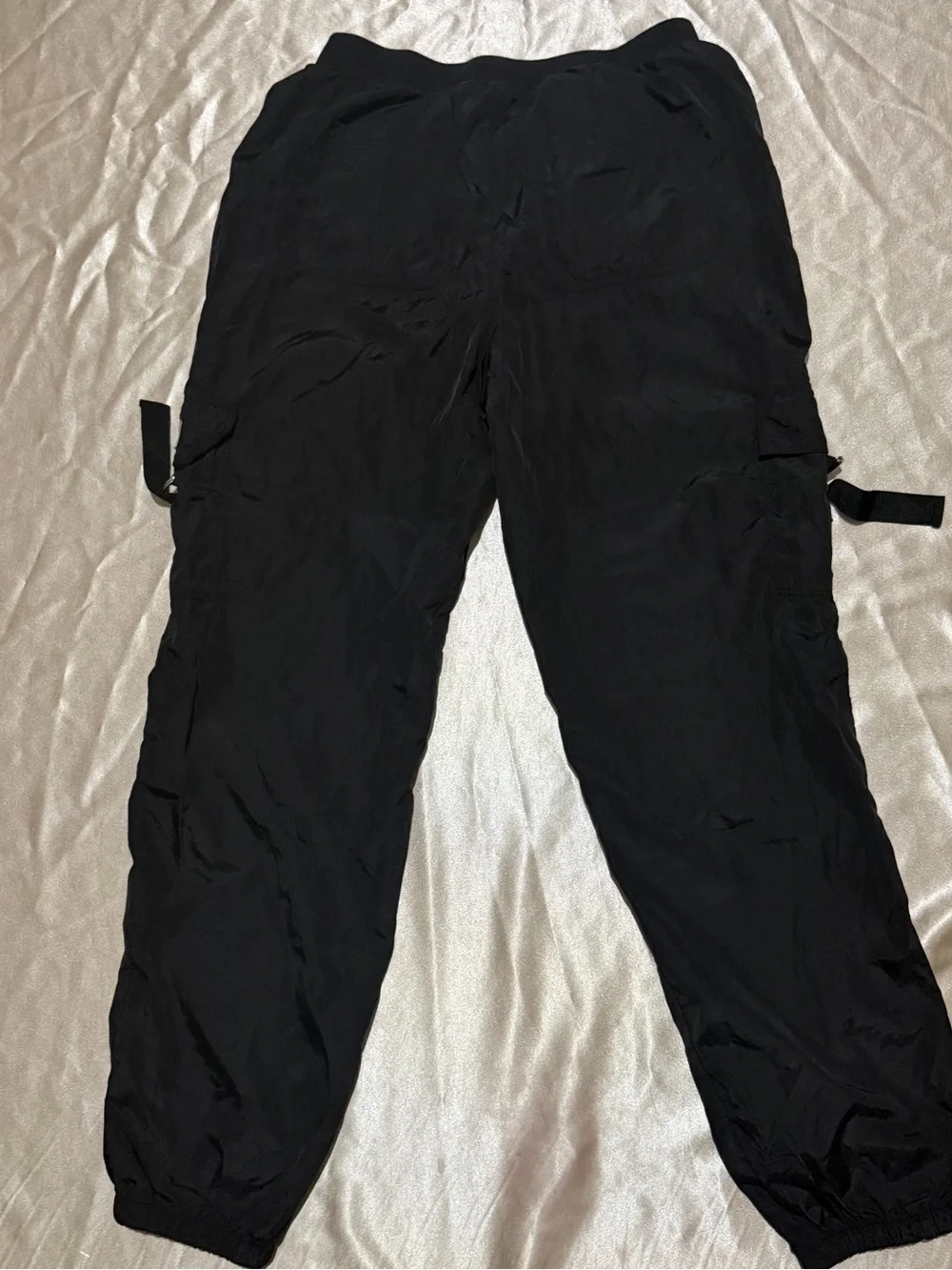Justice Black Nylon Cargo Jogger Pants with Logo Patch Girl’s XL 16/18